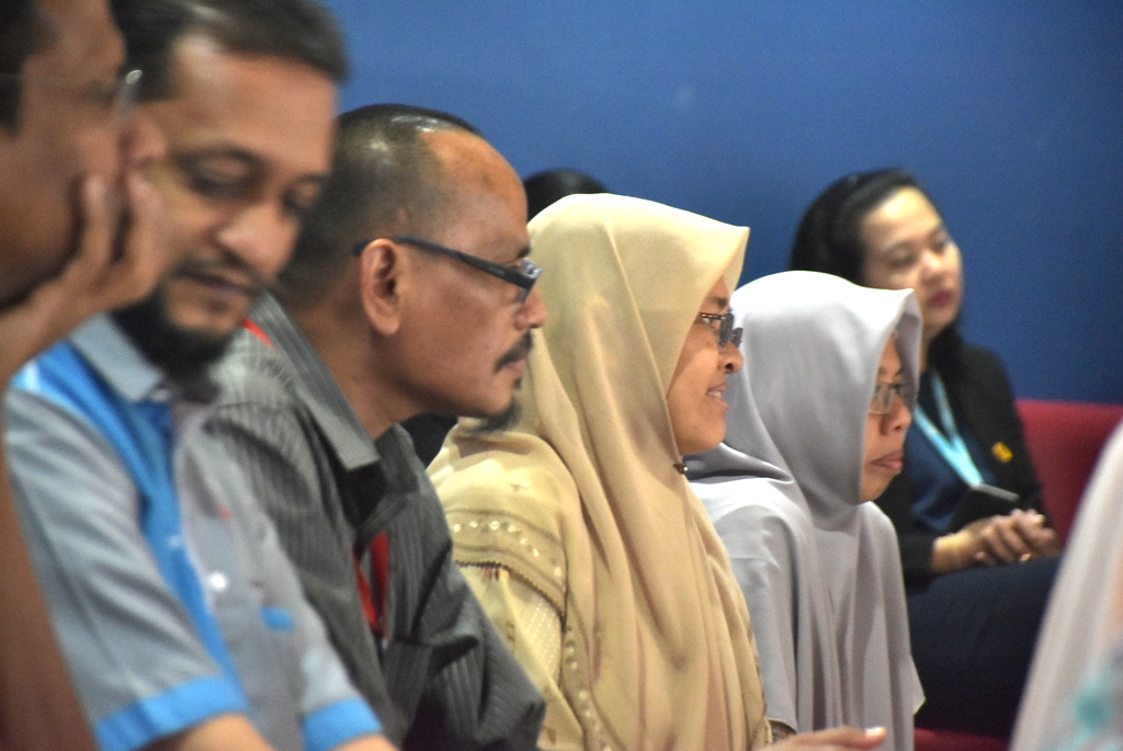 UKM 1548